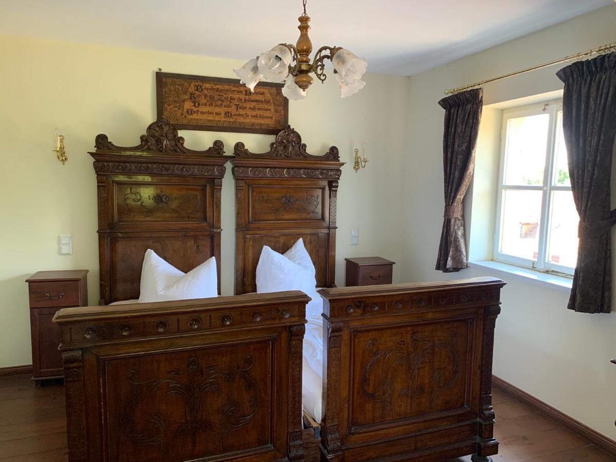Hotel Garni Schloss Grochwitz Herzberg  Экстерьер фото